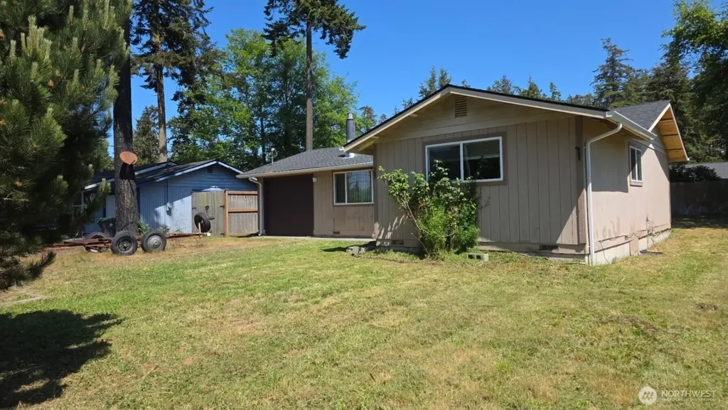 4340 Hamilton Drive Oak Harbor WA 98277