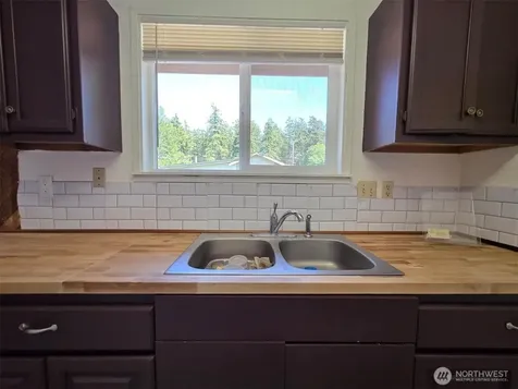 4340 Hamilton Drive Oak Harbor WA 98277