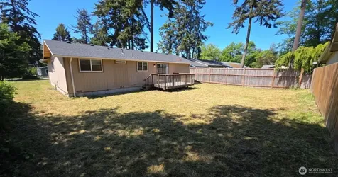 4340 Hamilton Drive Oak Harbor WA 98277
