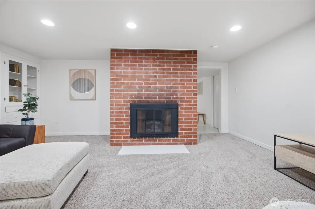 4537 S Park Avenue Tacoma WA 98418