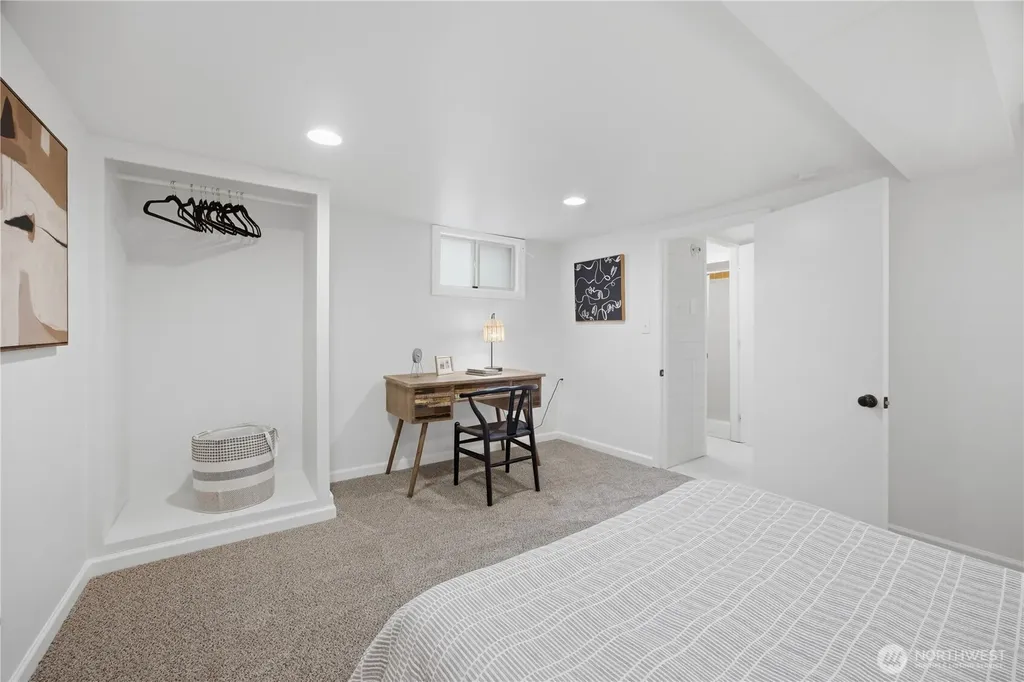 4537 S Park Avenue Tacoma WA 98418
