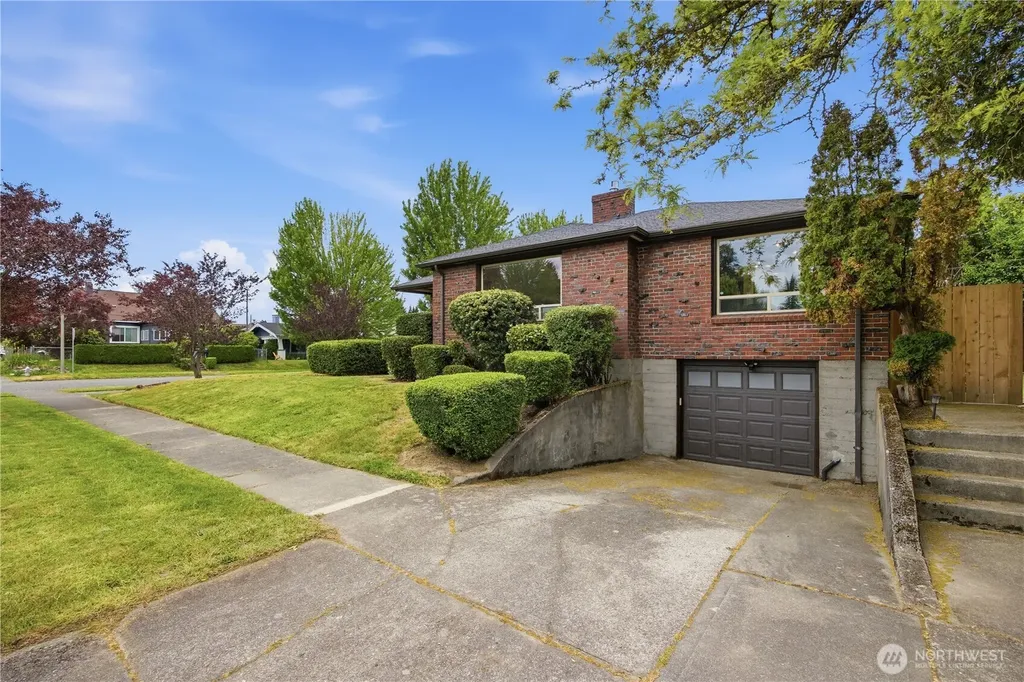 4537 S Park Avenue Tacoma WA 98418