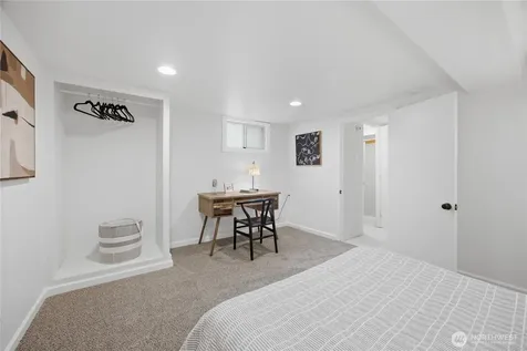 4537 S Park Avenue Tacoma WA 98418