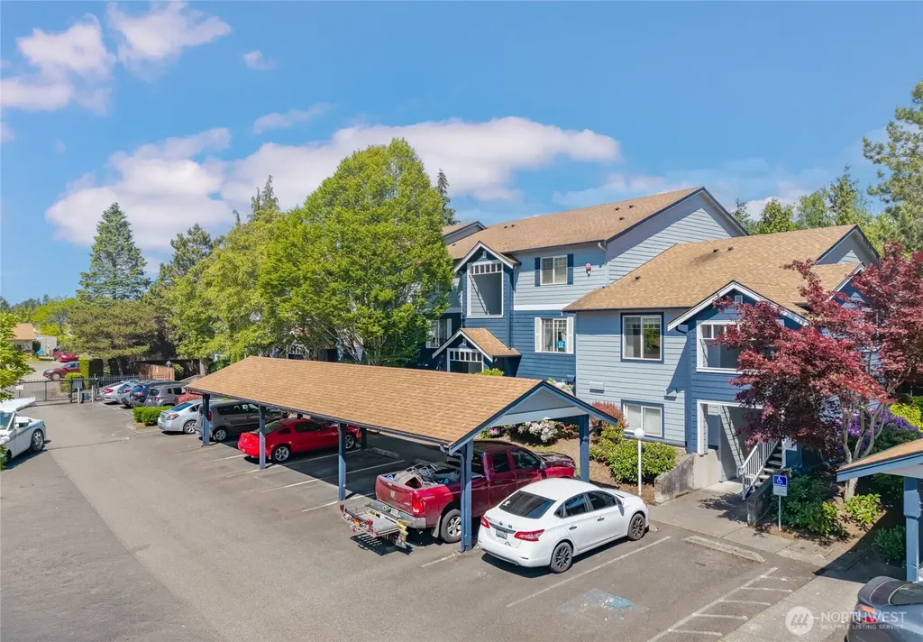 10825 SE 200th Street Kent WA 98031