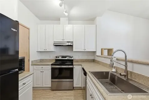 10825 SE 200th Street Kent WA 98031