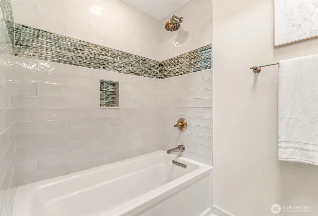 10554 NE 150th Court Bothell WA 98011