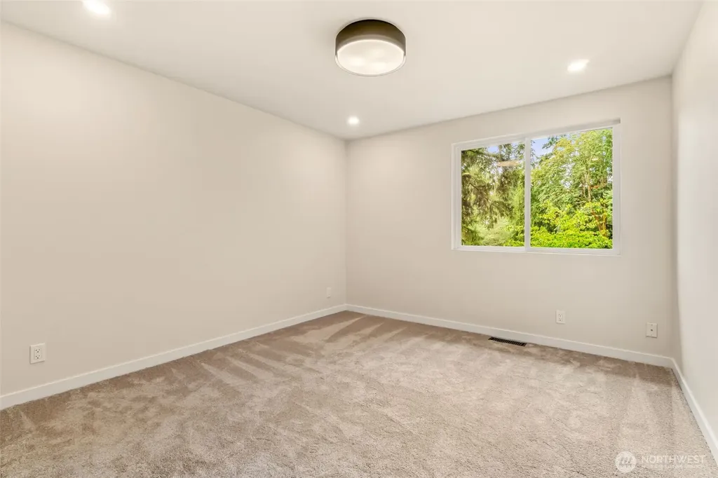 10554 NE 150th Court Bothell WA 98011