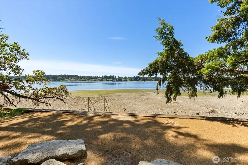 8641 Fernwood Street NE Olympia WA 98516