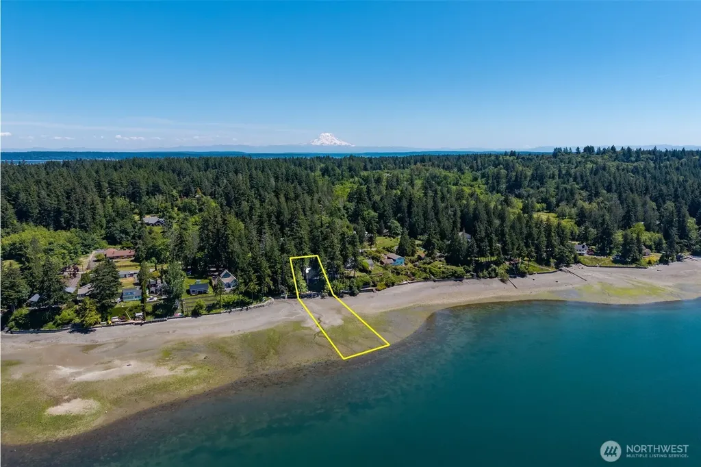 8641 Fernwood Street NE Olympia WA 98516