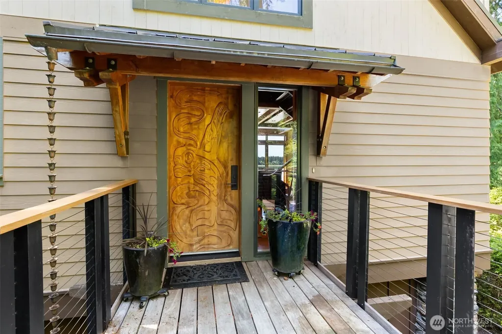 8641 Fernwood Street NE Olympia WA 98516