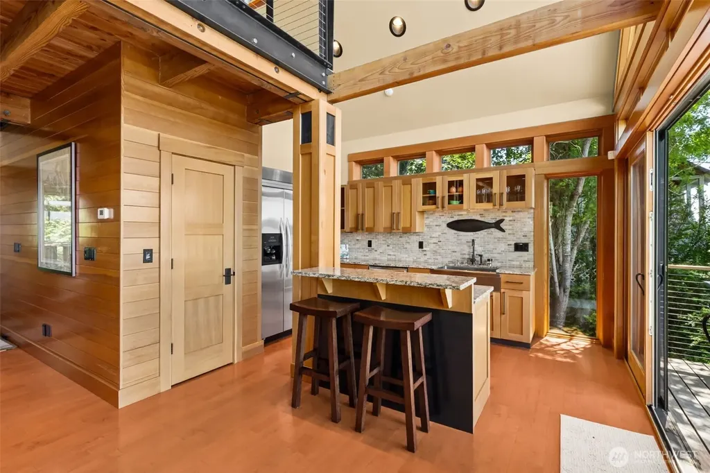 8641 Fernwood Street NE Olympia WA 98516