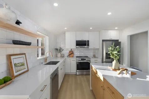 12042 5th Avenue NE Seattle WA 98125