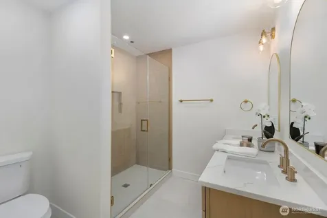 12042 5th Avenue NE Seattle WA 98125