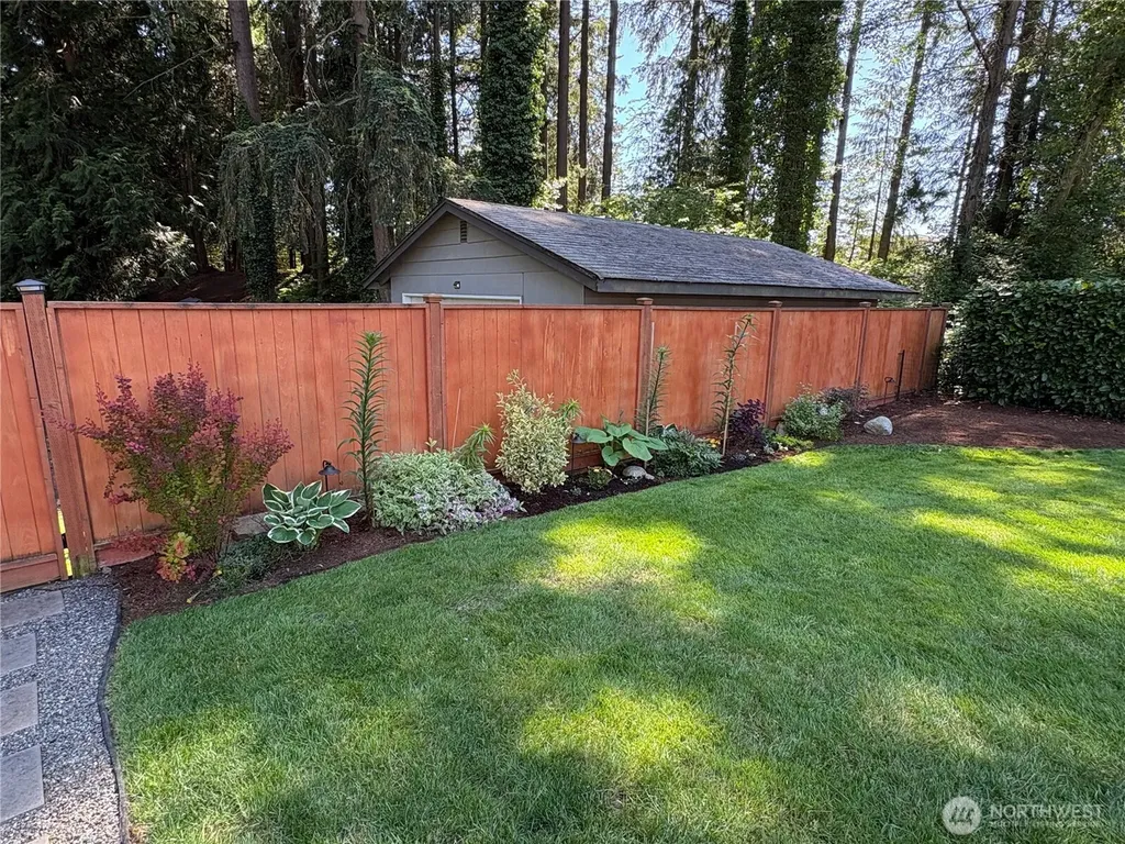 5318 193rd Place SW Lynnwood WA 98036