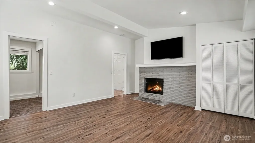 5318 193rd Place SW Lynnwood WA 98036