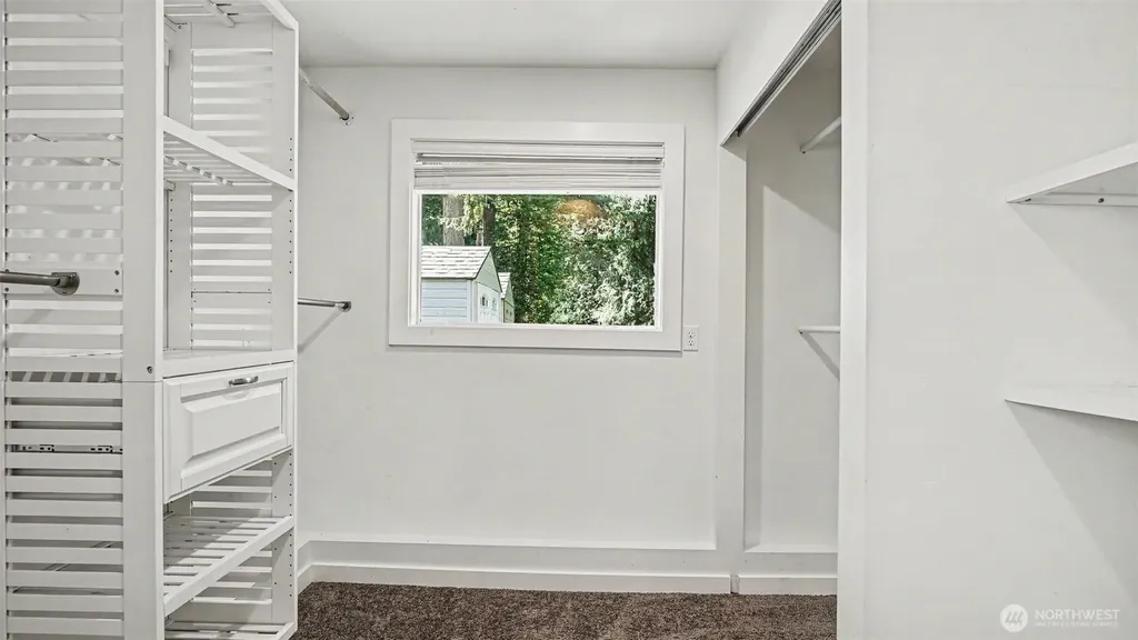 5318 193rd Place SW Lynnwood WA 98036