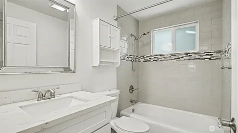5318 193rd Place SW Lynnwood WA 98036