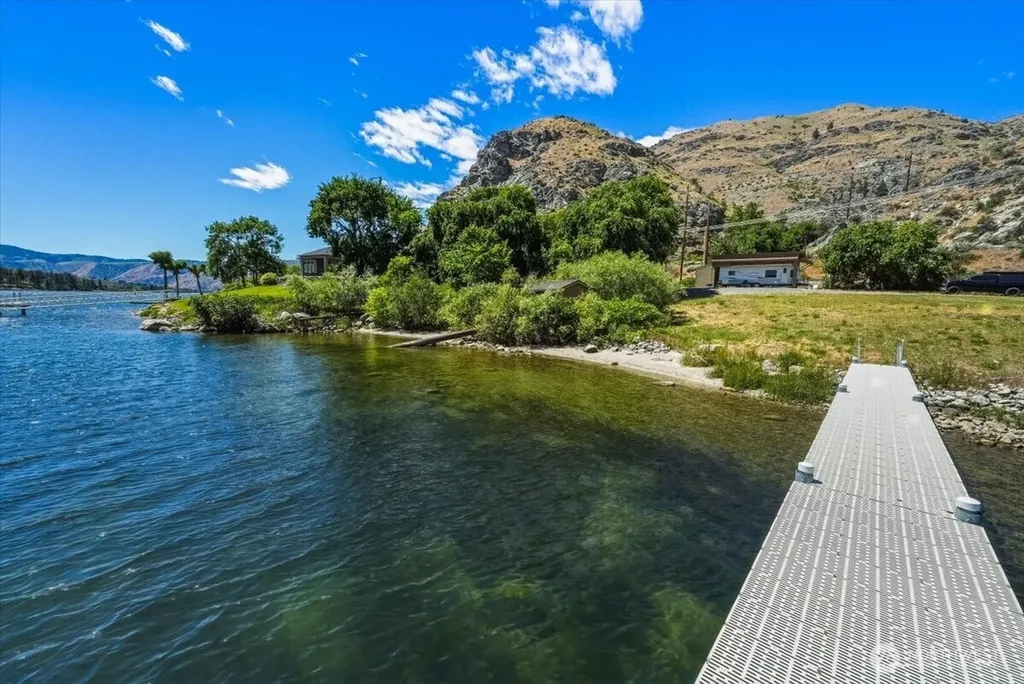 200 Stayman Flats Road Chelan WA 98816