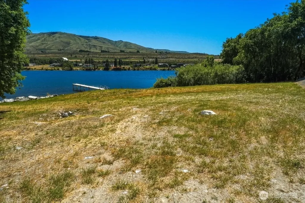 200 Stayman Flats Road Chelan WA 98816