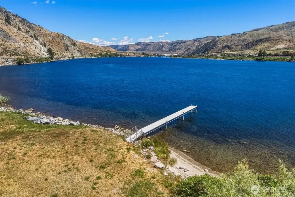 200 Stayman Flats Road Chelan WA 98816