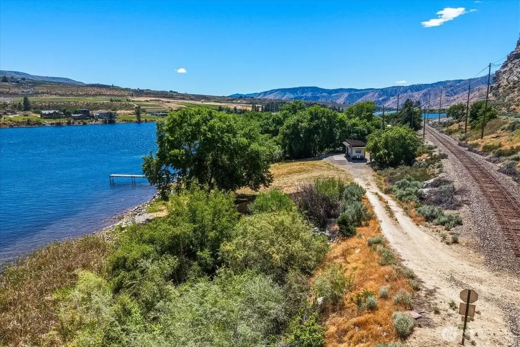 200 Stayman Flats Road Chelan WA 98816