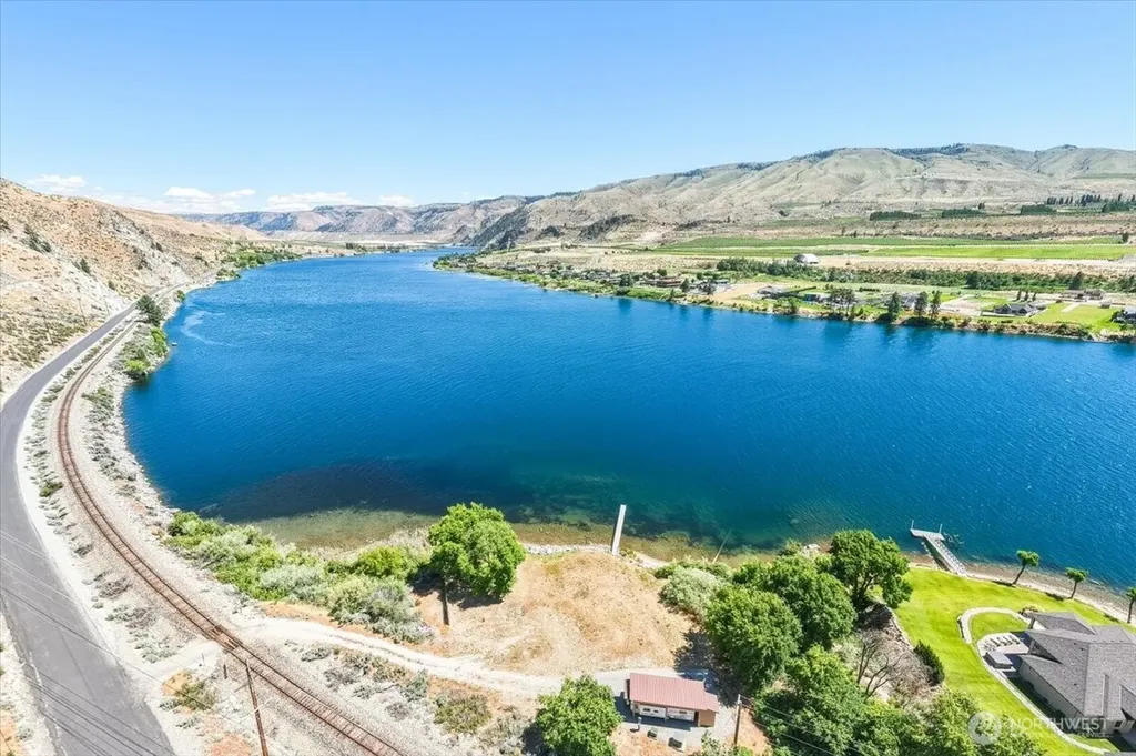 200 Stayman Flats Road Chelan WA 98816
