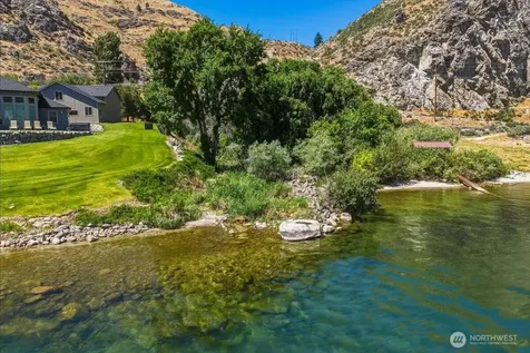 200 Stayman Flats Road Chelan WA 98816