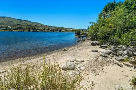 200 Stayman Flats Road Chelan WA 98816