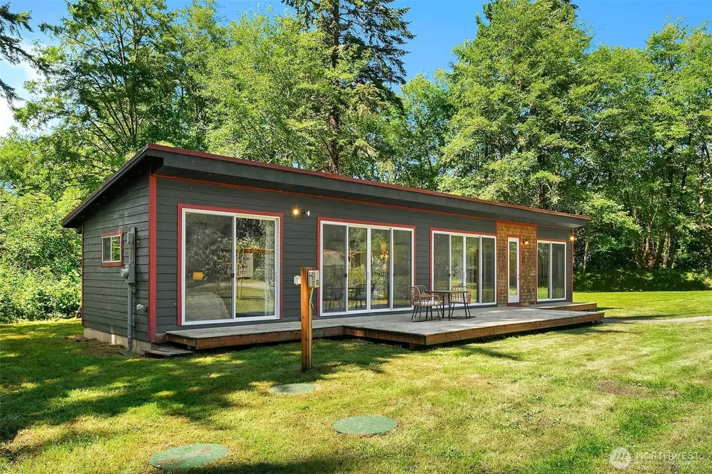 16097 109th Avenue SW Vashon WA 98070