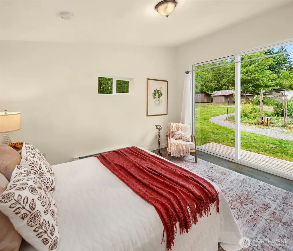 16097 109th Avenue SW Vashon WA 98070