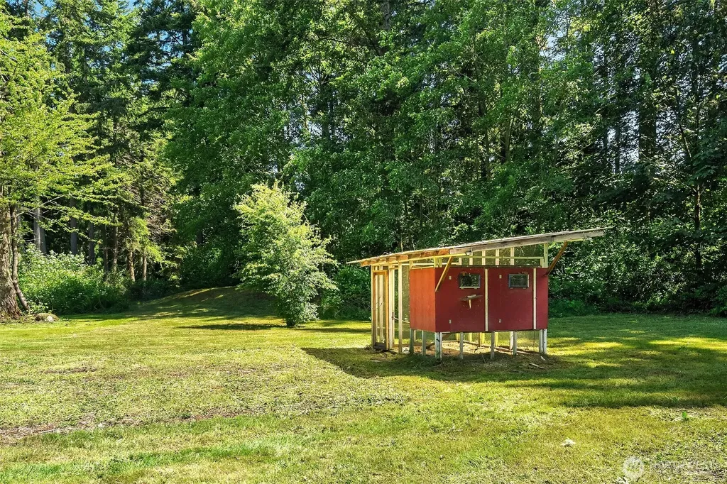 16097 109th Avenue SW Vashon WA 98070