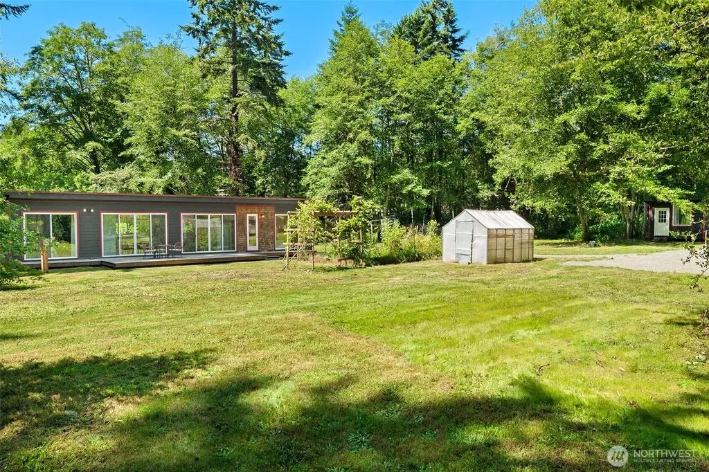 16097 109th Avenue SW Vashon WA 98070