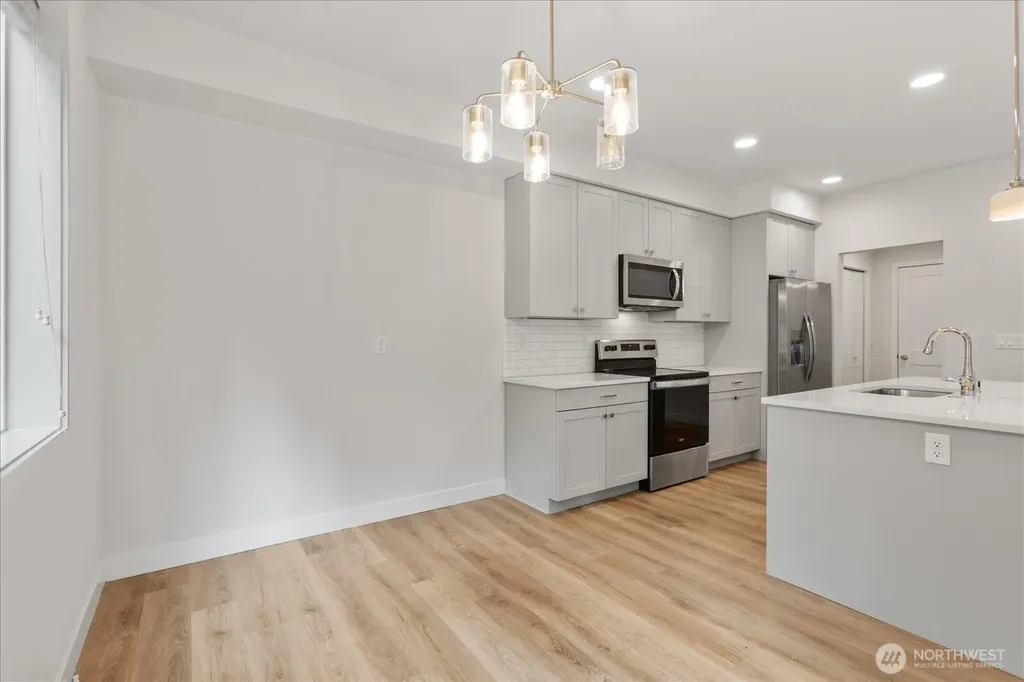 121 171st Place SW Bothell WA 98012