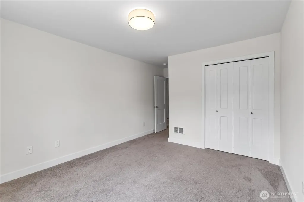 121 171st Place SW Bothell WA 98012