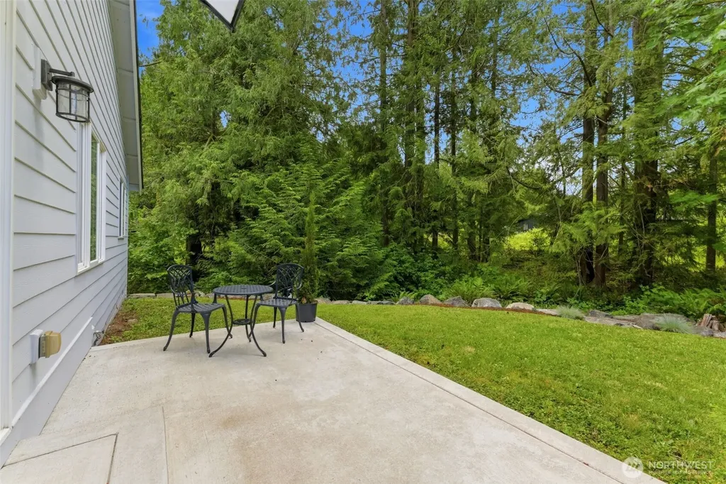 5270 SE Pine Lake Boulevard Olalla WA 98359