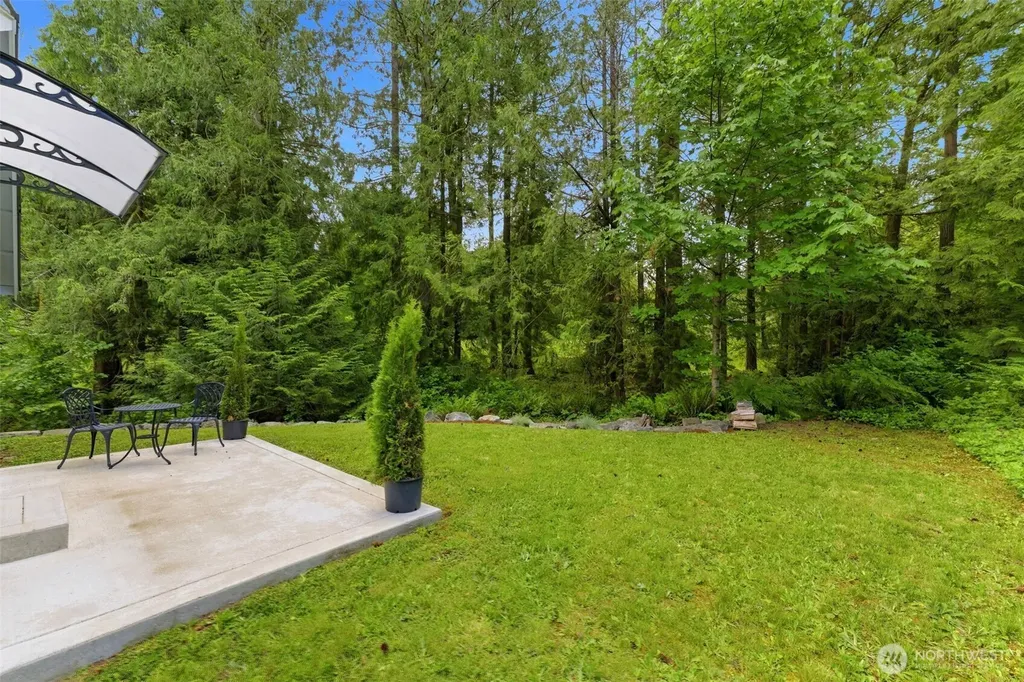 5270 SE Pine Lake Boulevard Olalla WA 98359