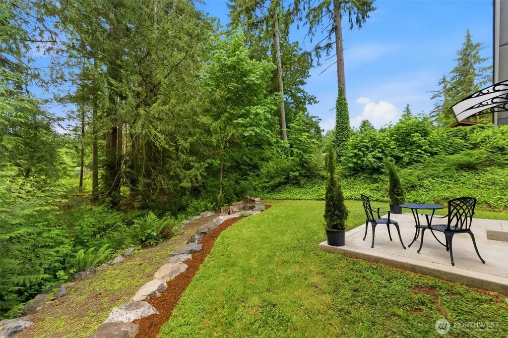 5270 SE Pine Lake Boulevard Olalla WA 98359