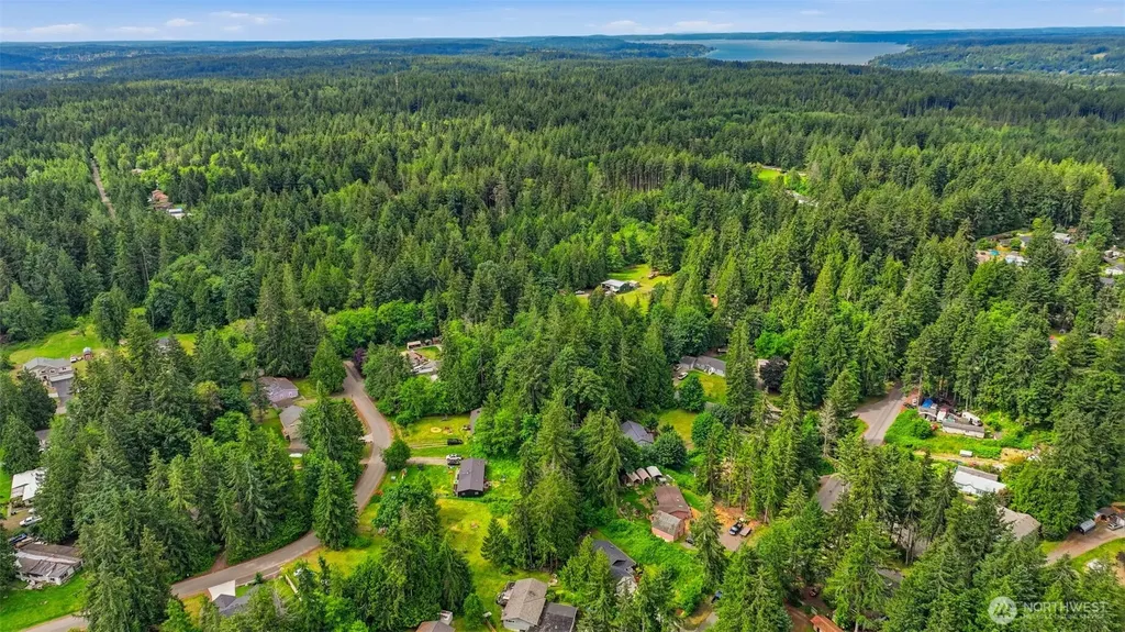 5270 SE Pine Lake Boulevard Olalla WA 98359