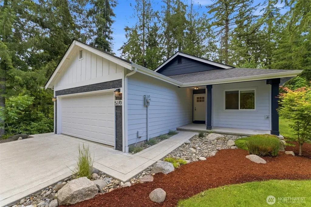 5270 SE Pine Lake Boulevard Olalla WA 98359