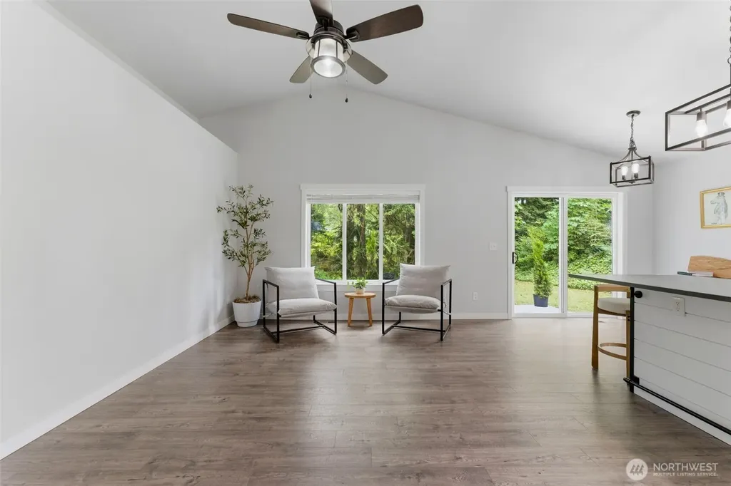 5270 SE Pine Lake Boulevard Olalla WA 98359