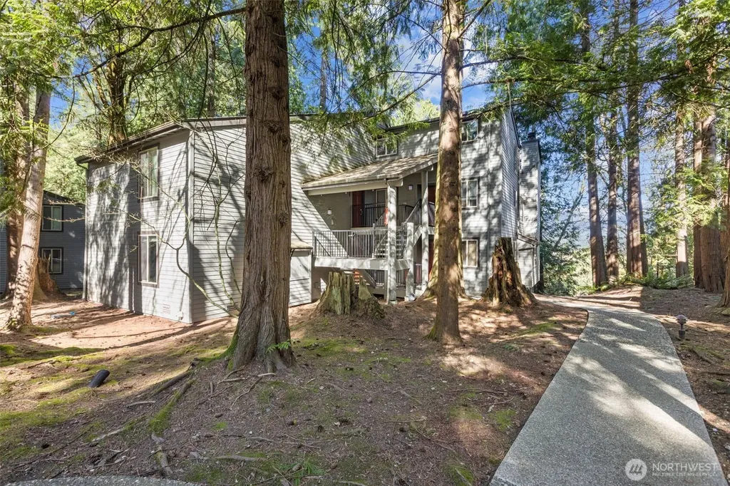 8020 146th Avenue NE Redmond WA 98052
