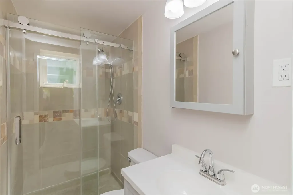 15212 37th Place S Tukwila WA 98188