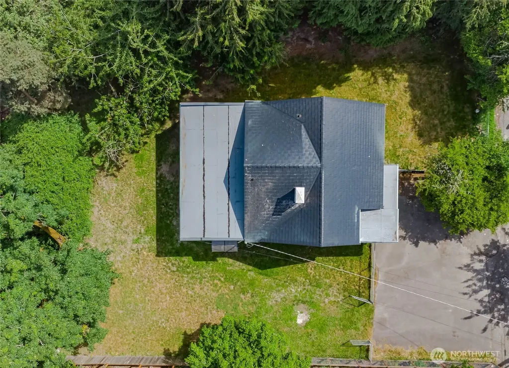 15212 37th Place S Tukwila WA 98188