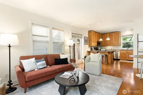 6318 5th Avenue NE Seattle WA 98115