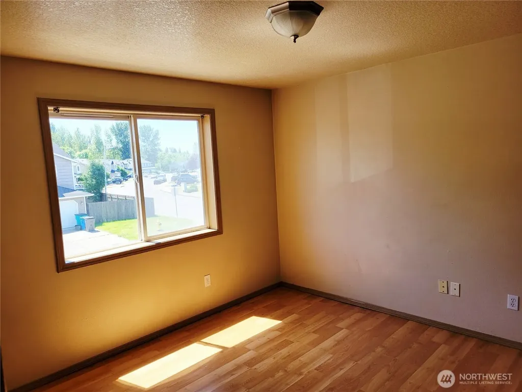 2316 NW 4th Street Battle Ground WA 98604