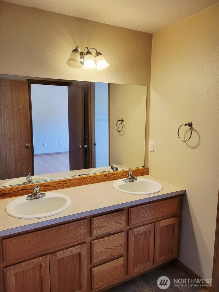 2316 NW 4th Street Battle Ground WA 98604