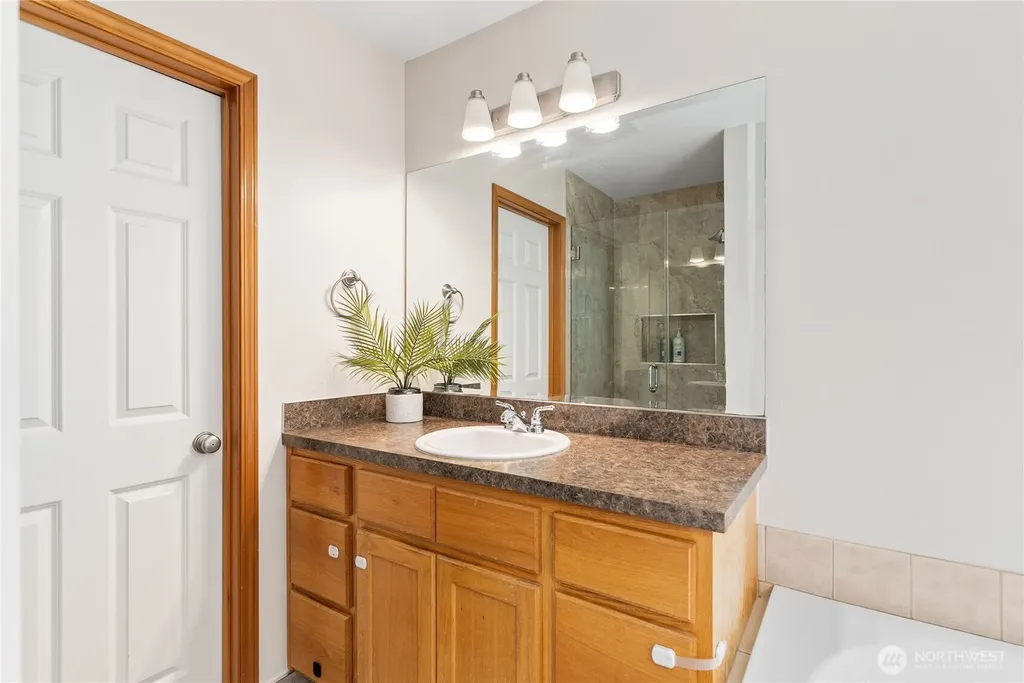 1505 49th Street SW Everett WA 98203
