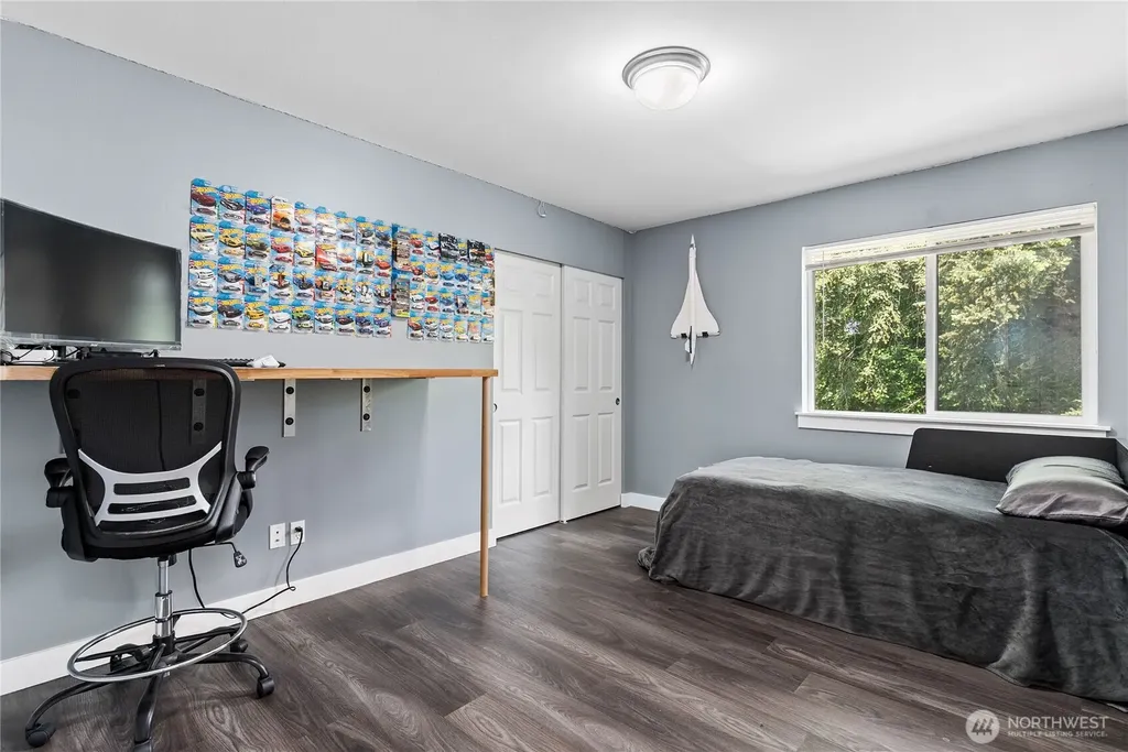 1505 49th Street SW Everett WA 98203