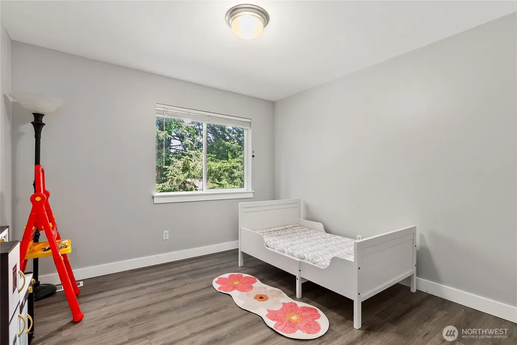 1505 49th Street SW Everett WA 98203