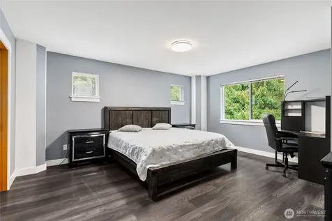 1505 49th Street SW Everett WA 98203